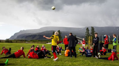 El secreto de Islandia para que sus jóvenes dejaran el alcohol y el cigarro