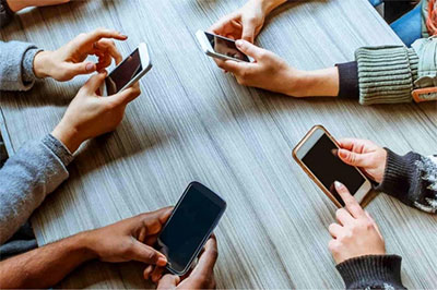 ¿Por qué surge la preocupación de que los celulares causen cáncer?