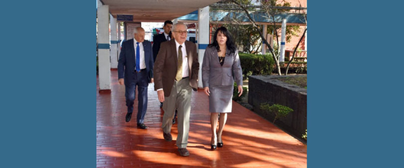 Llega mujer a dirigir el Hospital General de México