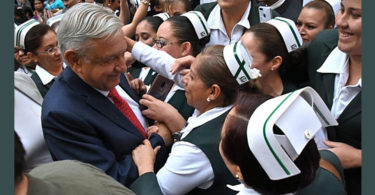 Destapa AMLO a empresas preferidas de EPN para compra de medicinas
