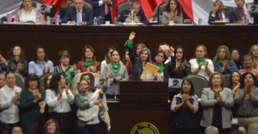 Llega ‘marea verde’ al Congreso