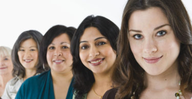 Vigilan salud de mujeres para que lleguen sanas a la vejez