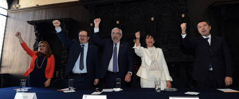 Celebra UNAM 115 años de la Facultad de Odontología