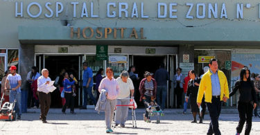 Frenan 60 mil recetas falsas para ‘huachicolear’ fármacos en IMSS