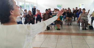 Implementan terapia de baile para tratar síntomas de Parkinson
