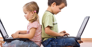 Los efectos negativos de las pantallas en los niños