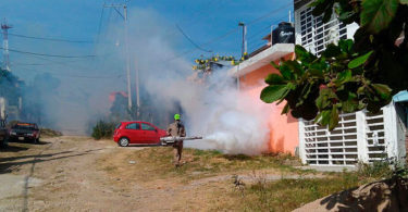 Refuerza Salud operativos contra dengue en Chiapas