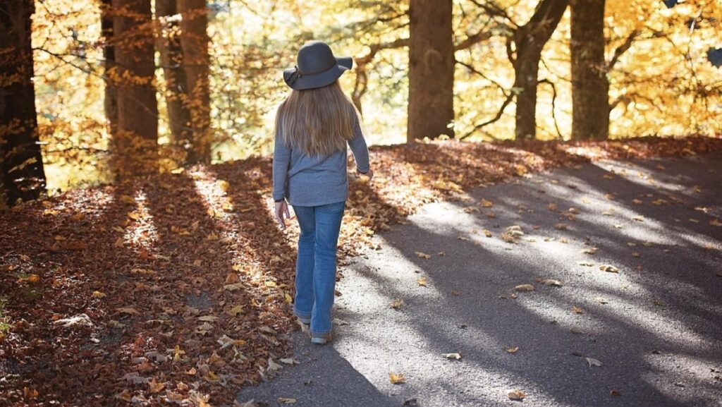 Caminata-saludable_Pixabay