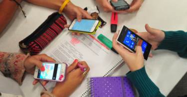 Uso-de-celular-en-menores_IPSOS